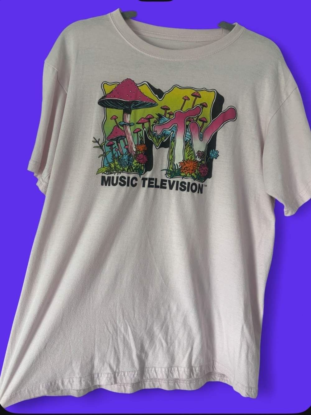 MTV Graphic Tee with Multicolor Mushroom Print - Pale Pink